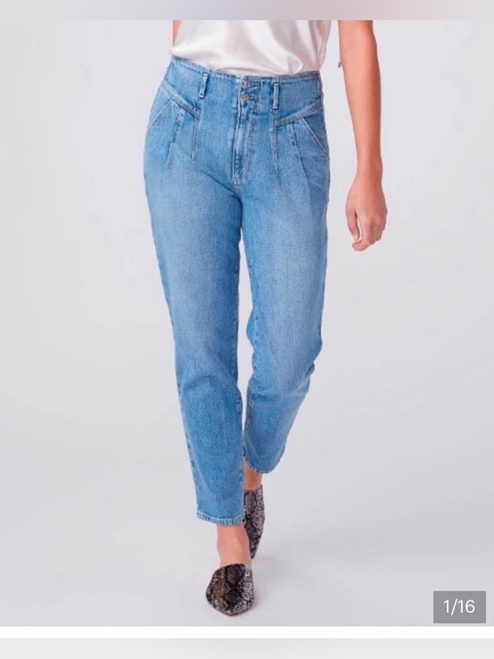 PAIGE Denim Light Wash Sarah Straight Ankle Jeans Size 28
